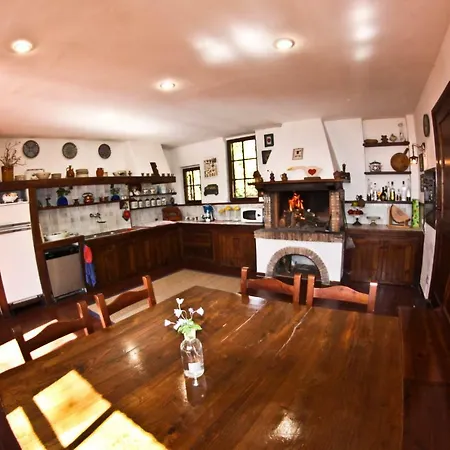 Bed & Breakfast L'agrifoglio Francesca *